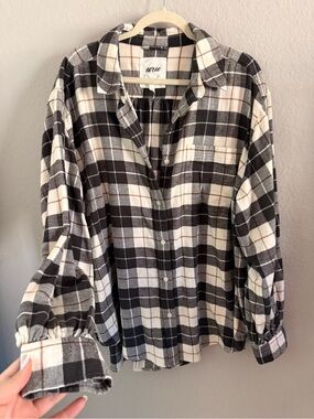 Aerie Black Cream Brown Plaid Flannel Button Down Shirt XL